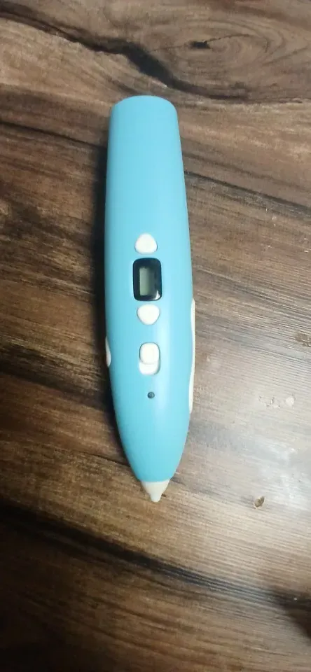 Stylo 3D basse température tenu en main par un acheteur vérifié